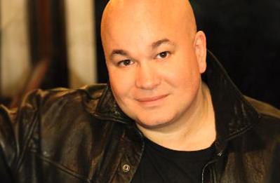 Robert Kelly